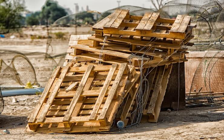 Streng welzijn Typisch How to Make Money Recycling Wood Pallets in 2022